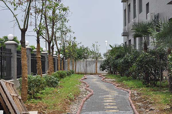 Salon de la société Runfa Aluminium