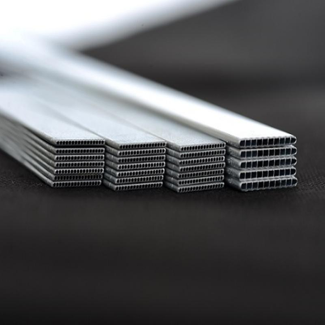 Tube d'extrusion multiport en aluminium